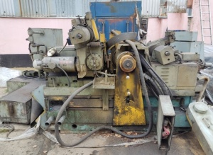 Бесцентровошлифовальный станок 3Е184А