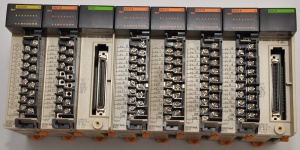 Контроллер OMRON CQM1-CPU51 и модули, память, блоки питания к нему, CP1L-M60DR-A, реле Moeller Eaton DILER-31,DILER-22-G,DILEM-01-G,PKZM0-4