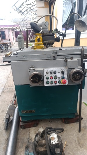 Универсально-заточной станок 3Д642Е с оснасткой