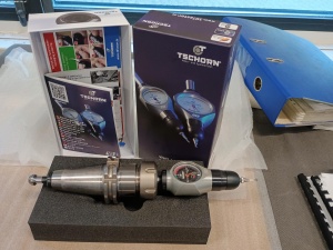 Обрабатывающий центр с ЧПУ HAAS VF-1