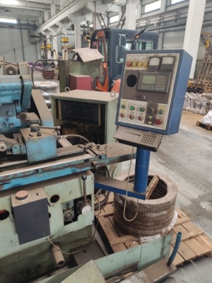 Круглошлифовальный станок 3У12Ф1