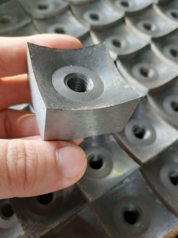 Нож роторный шредера «корончатый» 40х40х25мм. М12