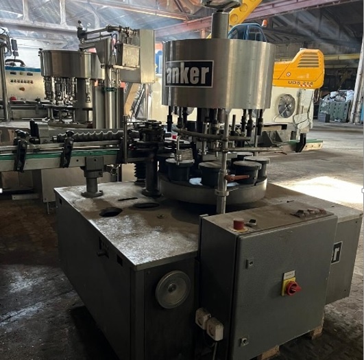 Машина этикеточная Anker-Mashinenbau