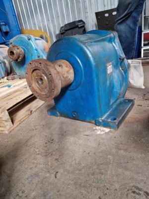 Редуктор ROSSI серии RF 103S