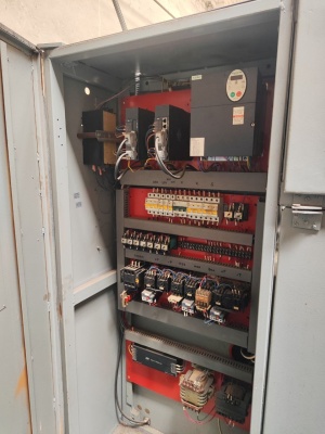 16Б16Ф3 — токарно-винторезный станок повышенной точности с ЧПУ