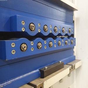 Линия поперечной резки 2000 X 2-6 MM