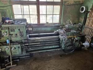 Токарно-винторезный станок 1М63МФ101 (ДИП 300) с РМЦ 1400мм