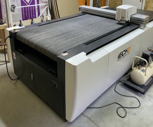 Планшетный режущий плоттер iecho PK-1209 Pro Max