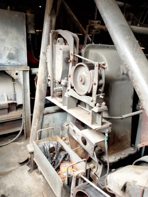 Гусеничный кран ДЭК 325