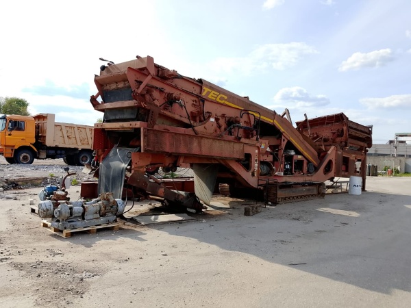 Самоходный гохот Extec S-5