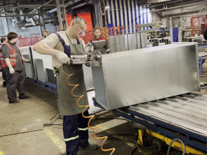 Пневматический пуклевочный инструмент PRESS-STEEL®