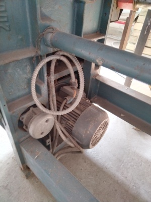 Картонорезательная машина ткр-120 Машина для роспуска картона на полосы