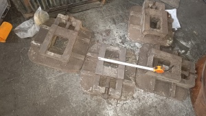 Опоры клиновые 300-8 шт., 220-4 шт