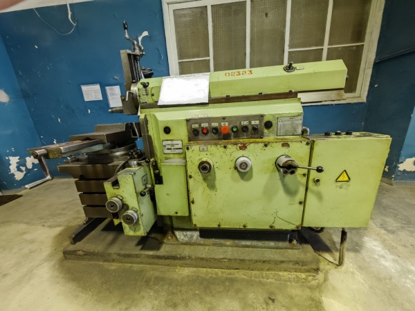 Поперечно-строгальный станок мод. 7305Т