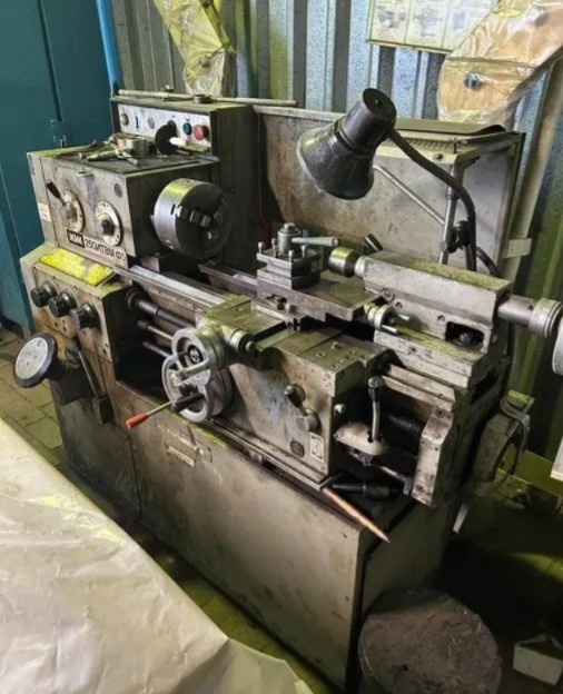 Токарно-винторезный станок ИЖ250ИТВМ