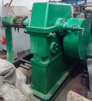 шприц-машину, экструдер МЧТ-90