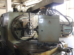 Станок зубострогальный полуавтомат для нарезания прямозубых конических колес 5С276П