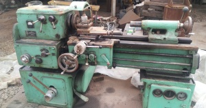 Токарно-винторезный 1А616