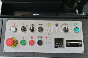 Двухколонный полуавтоматический ленточнопильный станок BMSY 330C