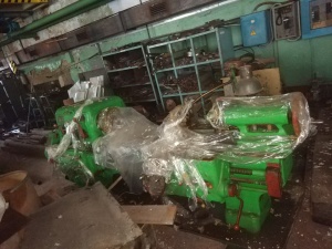 Токарно-винторезный станок 1А625