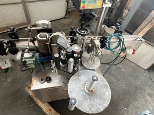 Автоматическая этикетировочная машина TB 100