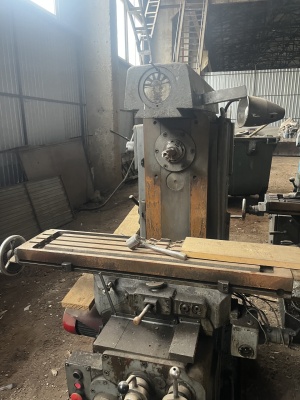 Станок фрезерный 6Р81