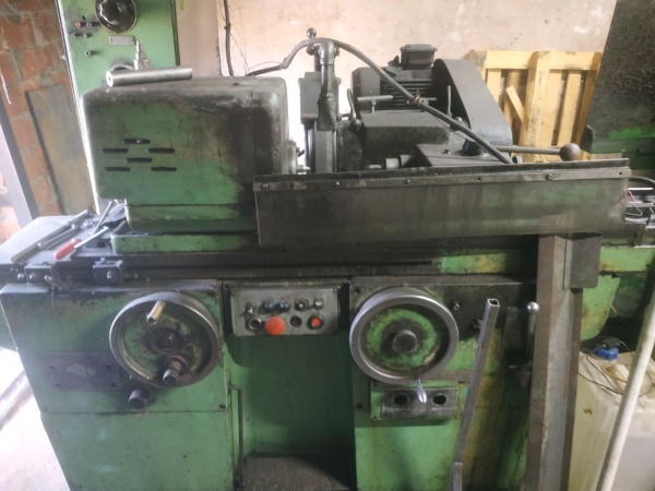 Универсальный круглошлифовальный станок полуавтомат 3Б153