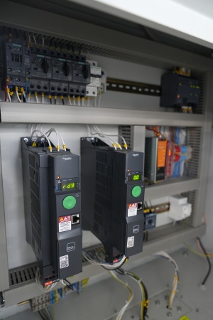 Стан гибочный с ЧПУ для производства профилей типа СГ с продольной накаткой и без (2023 г.в., наработка всего 618 часов)