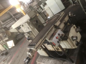 Горизонтально-фрезерный станок 6Т82-1