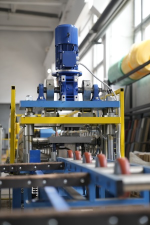 Стан гибочный с ЧПУ для производства профилей типа СГ с продольной накаткой и без (2023 г.в., наработка всего 618 часов)