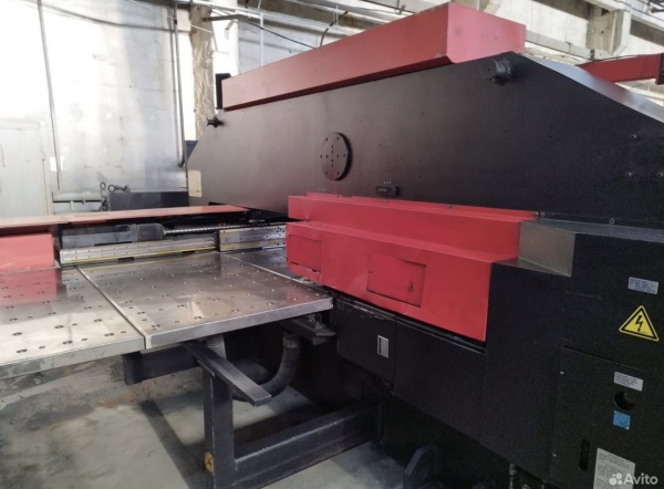 Amada Vipros 358 Queen