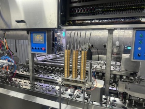 Линия экструзии мороженого стакан и рожок