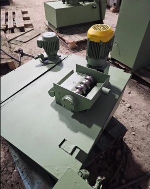 Плоскошлифовальный станок 3Е711АФ11