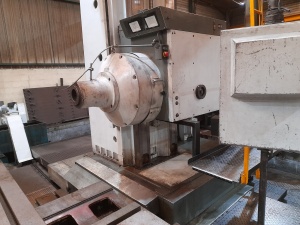 Расточной станок с ЧПУ Union BFP 130