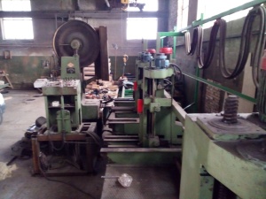 Пильный блок от ленточнопильного вертикального станка Primultini