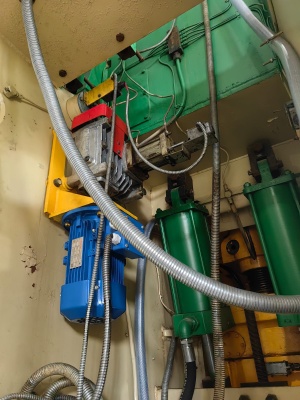 КВ2132 Пресс однокривошипный простого действия открытый