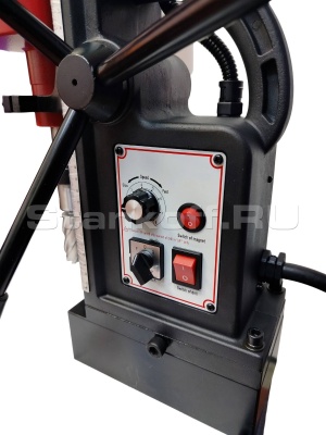 Магнитный сверлильный станок MCM-40