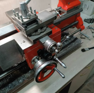 Токарный станок тв 6