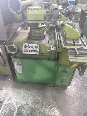 Универсально-заточной станок 3Е642Е