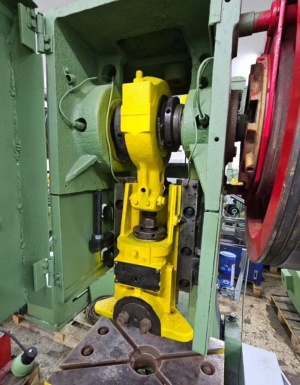 Пресс кривошипный К2322