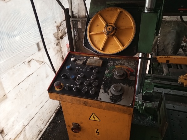 Ленточнопильный станок автоматический Cosen АН-320Н