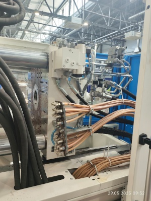 Термопластавтомат KRAUSS MAFFEI KM130 CX180( 2020 год ) 3 шт