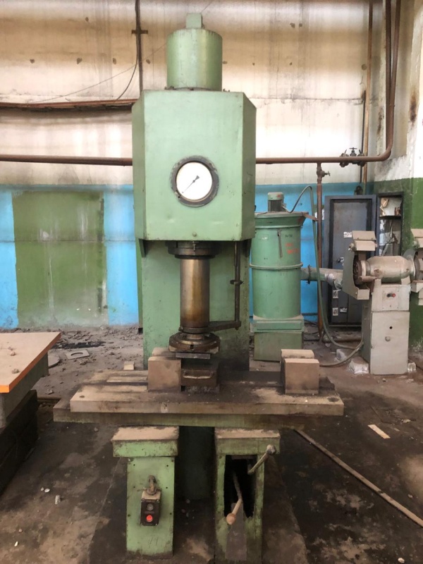 Пресс гидравлический П6320