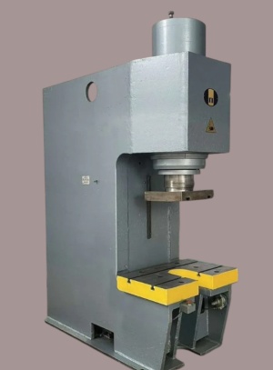 Пресс гидравлический П6334А