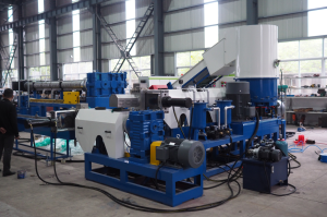 Водокольцевой двухкаскадный гранулятор с термокомпактором