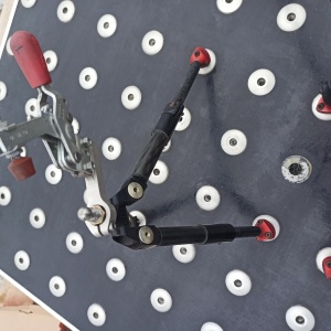 модульные приспособления с зажимными устройствами для 3D проектирования в пространстве от компании TETRAFIX AB