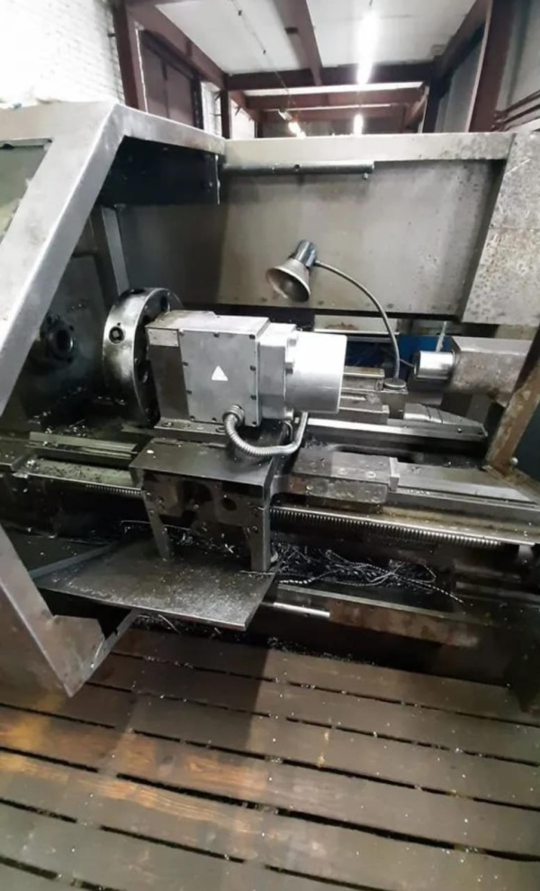 Токарно-винторезный 16К20ПФ1 с ЧПУ NC-210