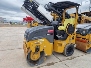 Koмбиниpoванный дорожный каток SАNY SZR50С-8