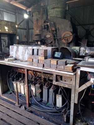 Индукционный кузнечный нагреватель ИКН, ТПЧ-320