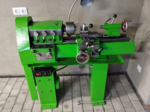 Токарный станок тв 4